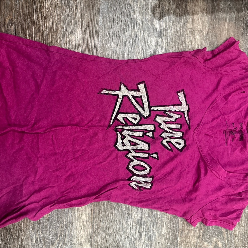 True Religion women’s tee
